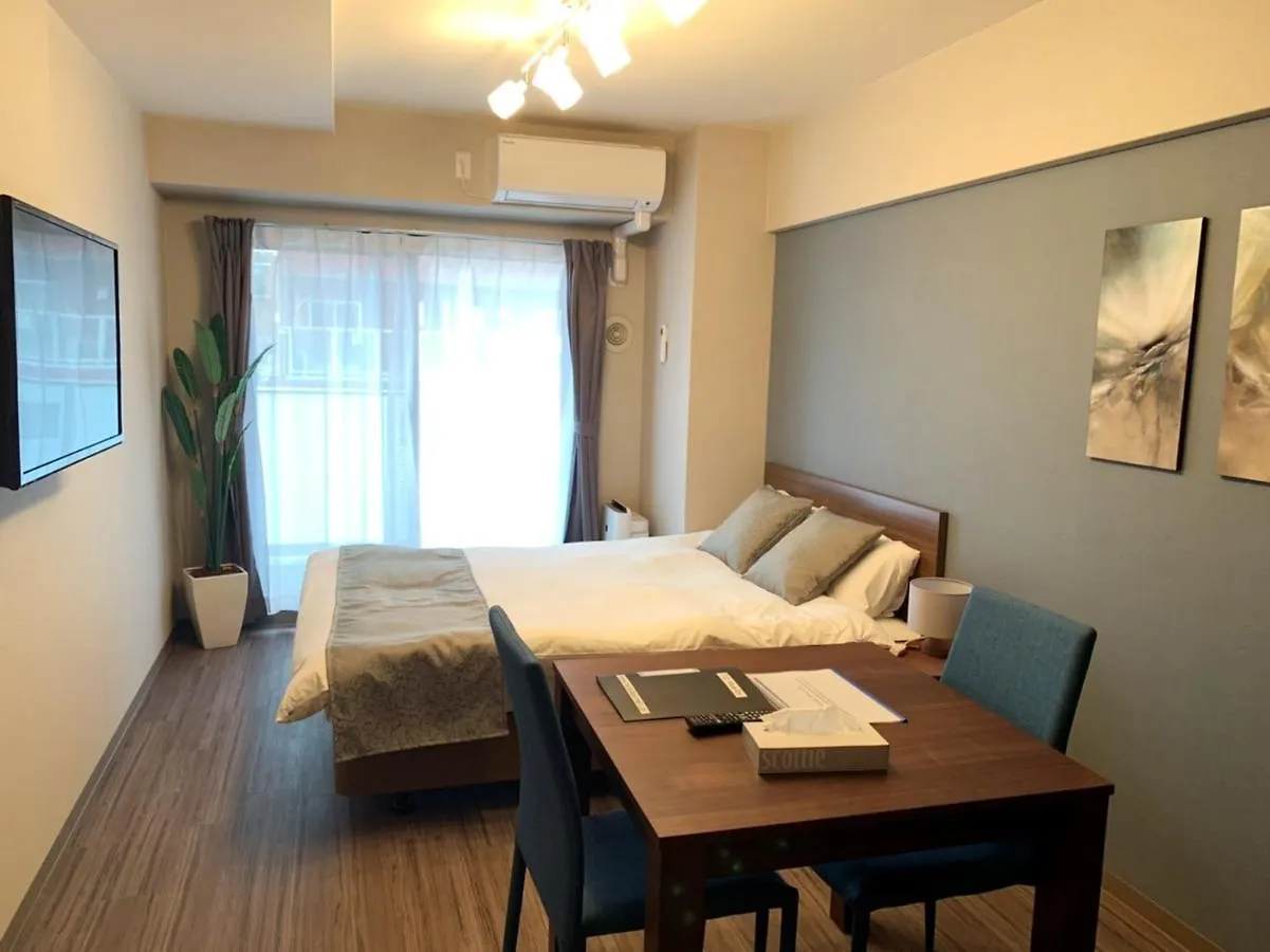 @Rlis_House通天閣 Apartment Osaka 0*,